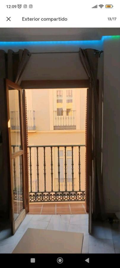 Habitacion Privada, Apartamento Centro Malaga Cerca De La Playa Exterior foto